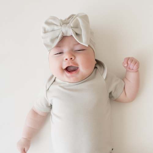 Bow Headwrap in Oat | Baby Headwrap | Kyte Baby