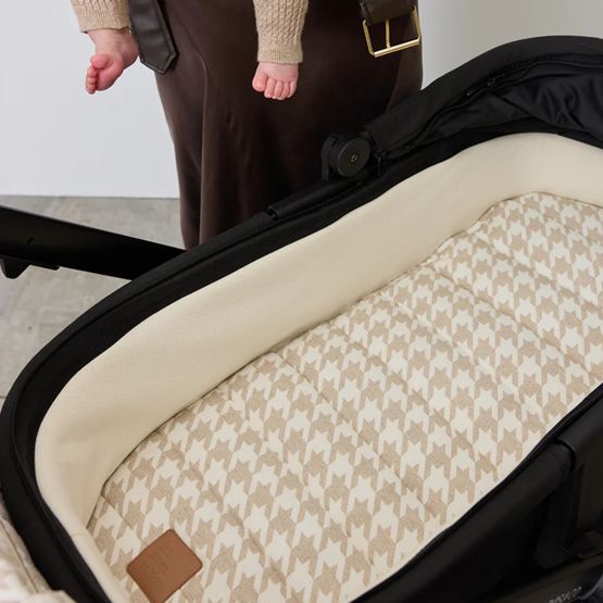Houndstooth Universal Linen Bassinet Liner