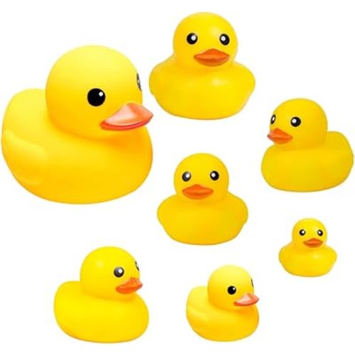 Yellow Rubber Ducks, 7pcs Preschool Large Bath Toys Bathtub Floating Squeaky Duckies Gift for Baby Shower Infants Kids Toddler Party Decoration (Medium)