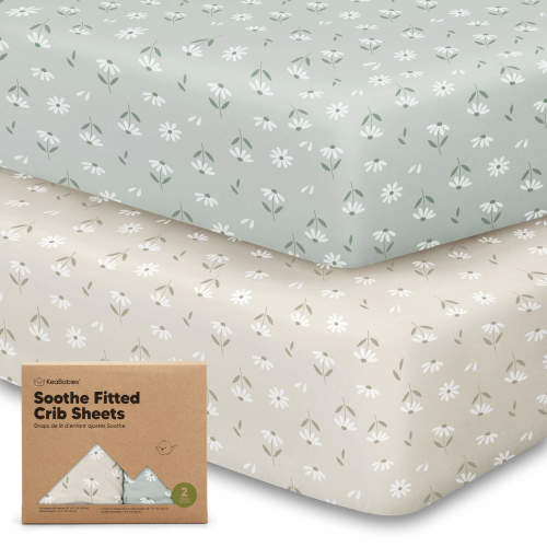 Soothe Fitted Crib Sheet - Daisies / 52 x 28