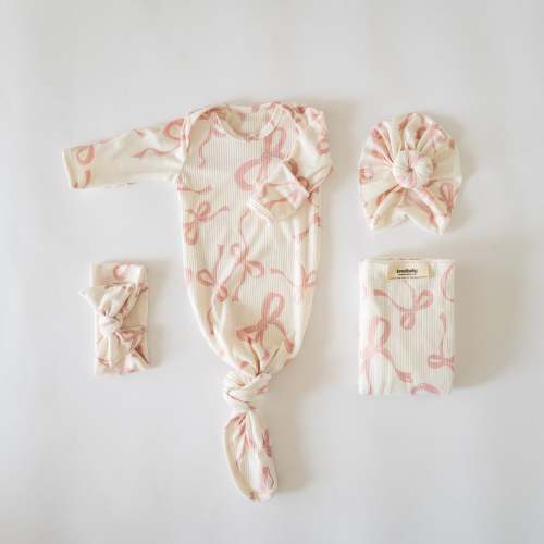 Newborn Bundle in Ribbon
