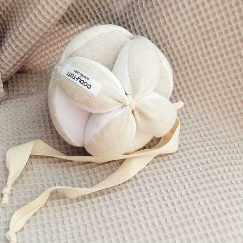 Montessori sensory takane ball for baby, grasping puzzle toy for newborn, gender neutral baby shower gift, unisex sensory rattle toy gift