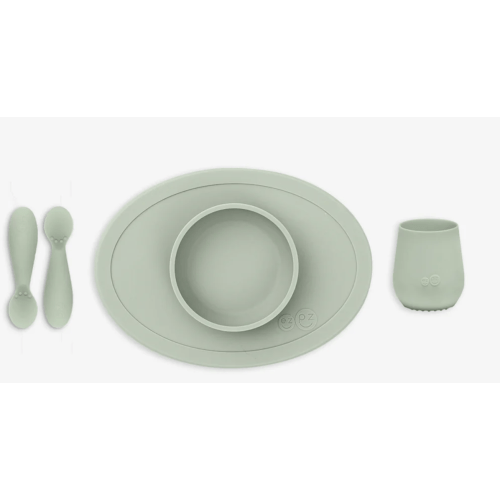 First Foods Set / Silicone Spoon, Cup & Suctioning Bowl for Infants– ezpz