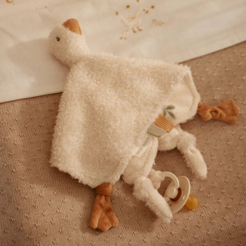 Baby Goose Cuddle Cloth | Babyroad