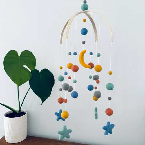 Felt baby mobile