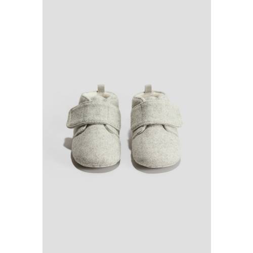 SOFT SLIPPERS