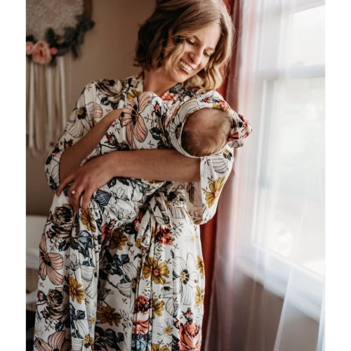 Matching Robe and Swaddle Set-Mom and Baby-Baby Shower Gift-Gift for New Mom-Matching Set-Robe, Swaddle, Newborn Hat, and Bow-Gender Neutral