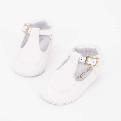 Pebbled Leather Baby Shoe + Stitch - White Size 1