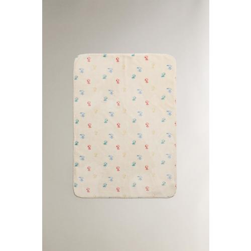 PEANUTS™ CHILDREN’S FLEECE BLANKET