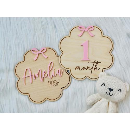 Baby Girl Monthly Milestone, Pink Bow Milestone Marker, Baby Girl Name Sign with Bow, Interchangeable Milestone Disc for Baby Girl.