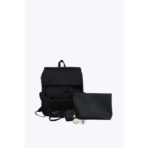 BÉIS 'The Ultimate Diaper Backpack' in Black - Diaper Bag & Diaper Backpack