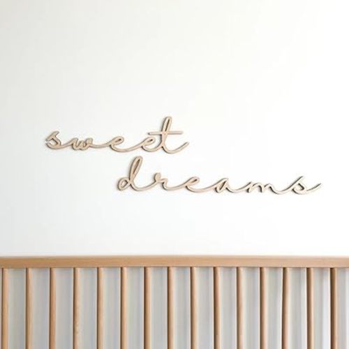 Wooden Sweet Dreams Sign for Backdrop, Sweet Dreams Wall Decor Wall Art Living Room Farmhouse Sign for Bedroom Office and Home Wall Decor