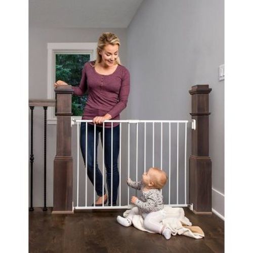 Regalo Top Of Stair Safety Gate