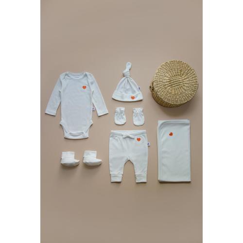 Organic Pima Cotton Baby Basket Kit - White With Heart – Manymoons