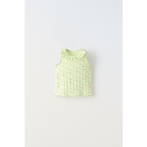 OVAL PLASTIC SUNGLASSESFLORAL RUFFLED DROP STITCH TANK TOPFLORAL RUFFLED DROP STITCH TANK TOP