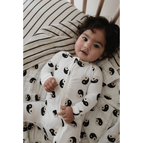 Bamboo Zip Pajamas | Black & White Yin Yang