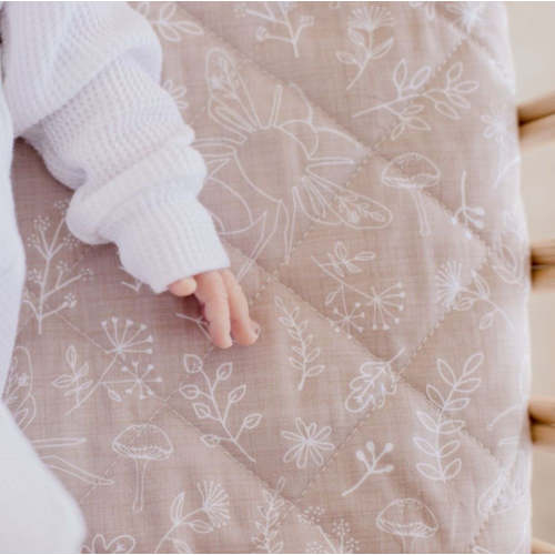 Waterproof Fitted Bassinet Sheet | Bee Kind