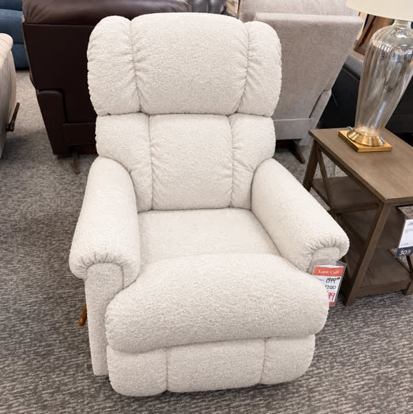 Pinnacle Swivel Gliding Recliner | La-Z-Boy