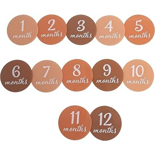 Pearhead Wooden Monthly Milestone Photo Cards, Modern Baby Announcement Cards, Pregnancy Journey Milestone Markers, 7 Double Sided Photo Prop Milestone Discs, Light Wood