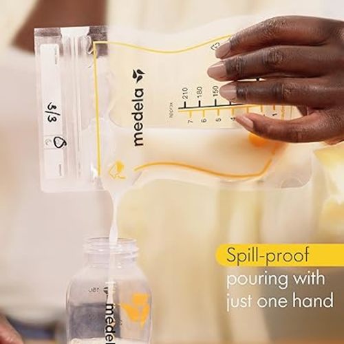 Medela Easy Pour Breastmilk Storage Bags | 200 Count 210ml | Disposable Leakproof Breast Milk Bags with Milk Protection | Recyclable & BPA Free