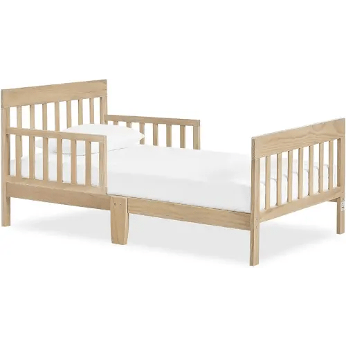 Dream On Me Finn Toddler Bed in Vintage White Oak, Greenguard Gold and JPMA Certified, Non-Toxic Finish, Made of Sustainable New Zealand Pinewood, Wooden Nursery Furniture