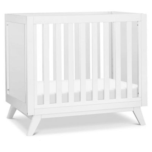 DaVinci Otto 3-in-1 Convertible Mini Crib with 4" Mattress - Greenguard Gold Certified - White