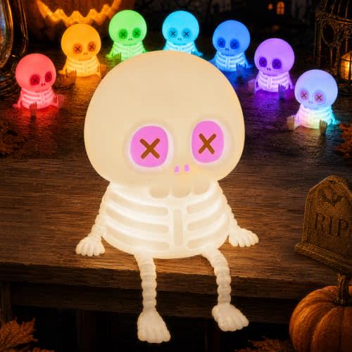 FAMIDUO Skull Silicone Night Light, Touch Control 8-Color LED Bedside Lamp | Rechargeable Dimmable Kids Skeleton Lamp,Summerween Party,Halloween Decor Gift, Squishy Safe Gothic Light for Nursery Bedroom