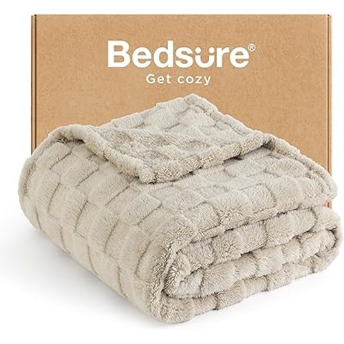 Bedsure Light Brown Fleece Blanket for Couch - Super Soft Cozy Twin Blankets for Women, Cute Small Throws for Girls, 60x80 Inches