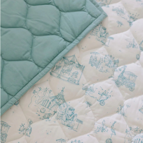 Circus Toile Quilted Playmat