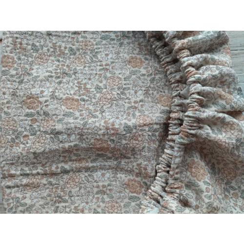 Retro Flowers Muslin Crib Sheet