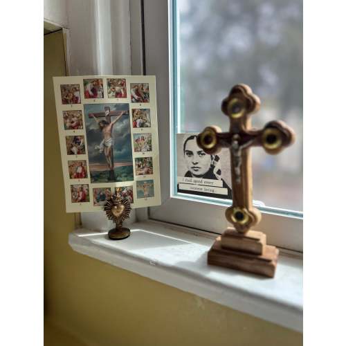 Sacred Heart Prayer Card Holders | Leanne Bowen