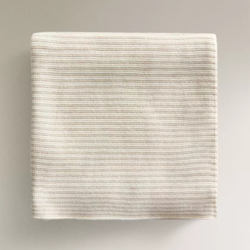 CHILDREN'S STRIPED BLANKET