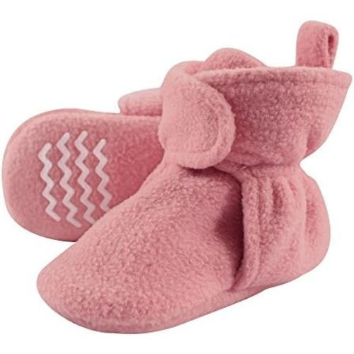 Hudson Baby Unisex-Child Cozy Fleece Booties Winter Accessory Set