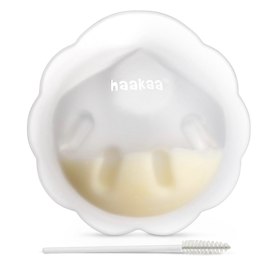 haakaa Petal Soft Silicone Milk Collector丨Discreet Leak-Protection Breast Milk Saver, Reusable Breast Shells Milk Collection Cup for Breastfeeding with Cleaning Brush- 1PC