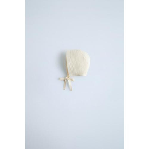 SEED STITCH KNIT BONNET