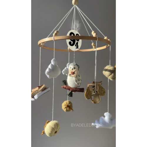 Wizard neutral baby mobile Harry boy and girl,Magical crib mobile,owl baby mobile ,baby mobile pumpkin.Wizard nursery decor