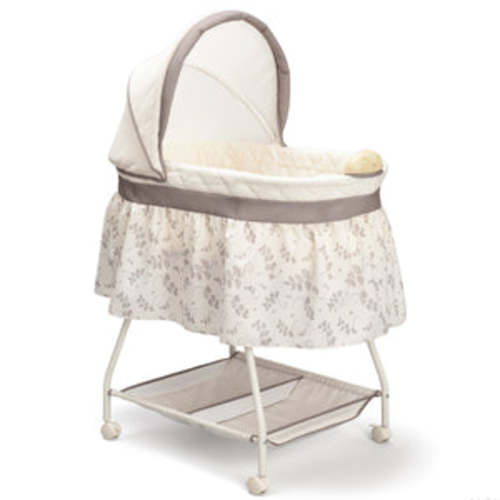 Deluxe Sweet Beginnings Bassinet - Delta Children