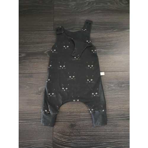Cat baby outfit / Organic baby clothes / Black cat Harem romper / Unisex baby clothes / gender neutral / Halloween romper / Halloween baby