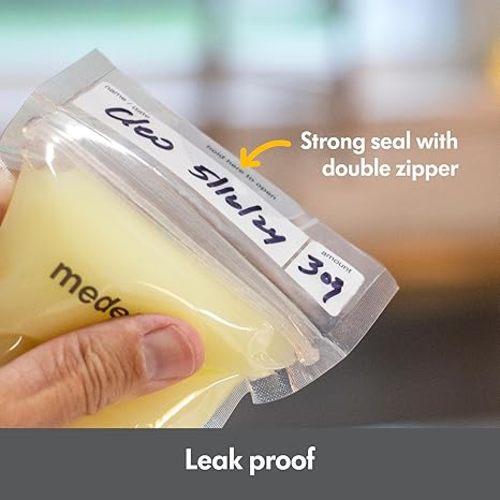 Medela Breastmilk Storage Bags, 200 Count, Ready to Use Breast Milk Storing Bags for Breastfeeding, Self Standing Bag, Space Saving Flat Profile, Hygienically Pre-Sealed, 6 Ounce - 200 Count (Pack of 1)