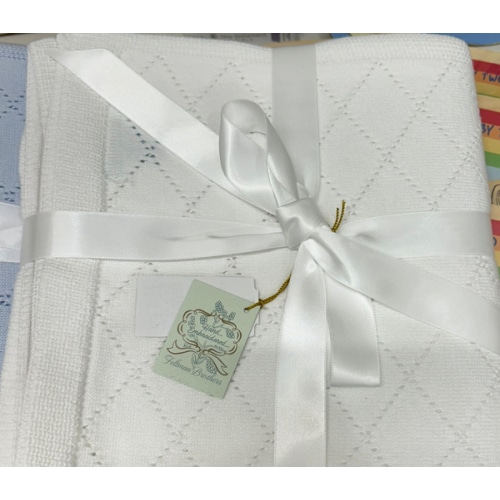 Feltman Bros White Diamond Pointelle Knit Blanket