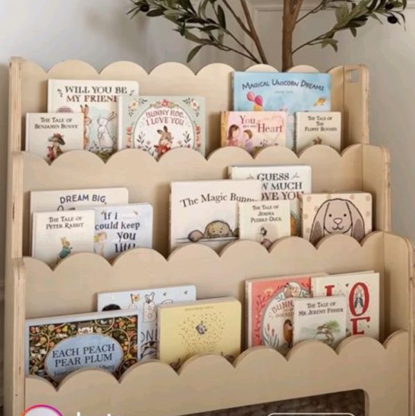 Montessori Scalloped Kids Bookshelf, 27.56 in. H x 10.63 in. W x 29.53 in. D Brown 3-Cube Storage Organizer 2025 Update