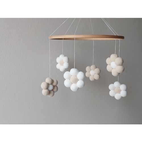 Flower baby mobile Crib blumen mobile Hanging pom pom daisy musical mobile Boho baby girl Floral nursery decor Cot ball mobile neutral