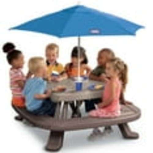 Little Tikes Large Toddler Outdoor Patio Garden Bench, Fold 'N Store Picnic Table Toy with Market Umbrella