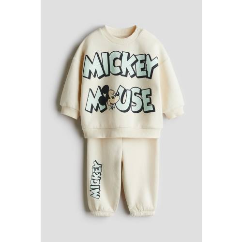 2-PIECE SWEATSUIT