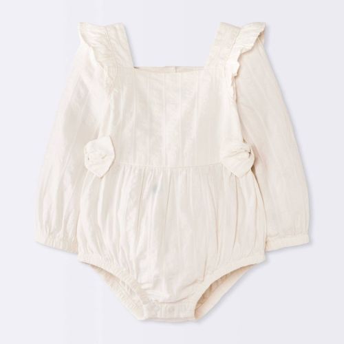Baby Girls' Textured Long Sleeve Bow Romper - Cloud Island™ White Newborn