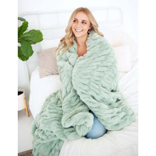Minky Couture | Hugs Mist Blanket (Infant)