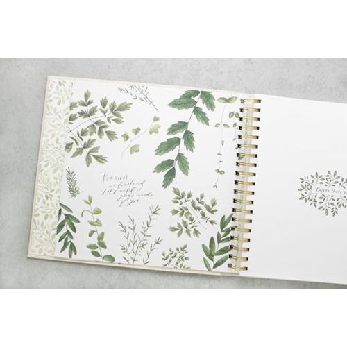 As You Grow: A Modern Memory Book for Baby