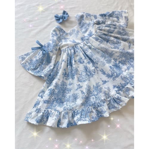 Baby girl dress with large sleeves Toile de Jouy