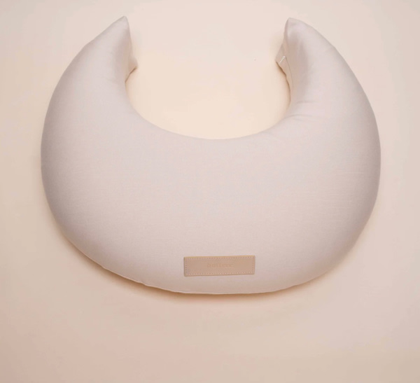 Butterr Nursing Pillow in Natural