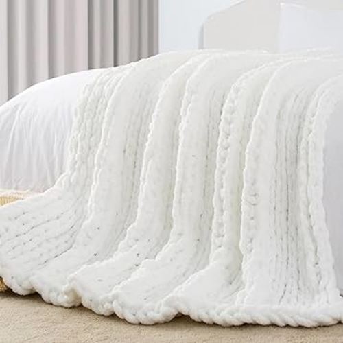 Carriediosa Chunky Knit Throw Blanket 50" X 60", 100% Hand Made Large Chenille Loop Yarn Soft Fluffy Throws for Couch Sofa Bed, Big Crochet Cozy Heavy Thick Cable Woven Blanket, Snow White